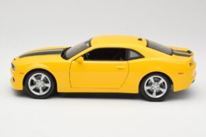 Chevrolet Camaro SS RS Geel Maisto 1:18 31173 Metaal — afbeelding 4 van 8