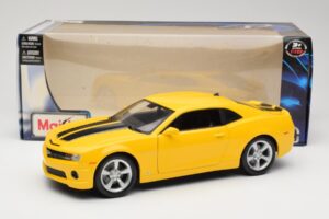 Chevrolet Camaro SS RS Geel Maisto 1:18 31173 Metaal — afbeelding 8 van 8
