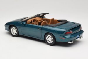 Chevrolet Camaro Z28 Cabriolet Groen American Muscle 1:18 7231D0 Metaal — afbeelding 7 van 8