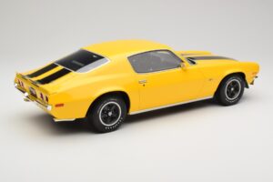 Chevrolet Camaro Z28 RS Daytona Yellow Otto 1:12 G085 Hars — afbeelding 2 van 6