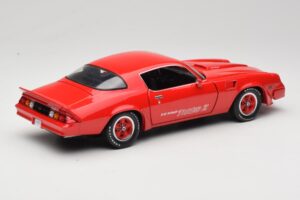 Chevrolet Camaro Z28 Yenko Turbo Z Rood GreenLight 1:18 12999 Metaal — afbeelding 3 van 8