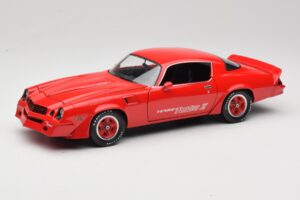 Chevrolet Camaro Z28 Yenko Turbo Z Rood GreenLight 1:18 12999 Metaal