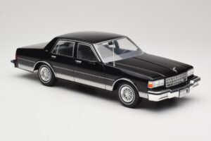 Chevrolet Caprice Zwart MCG 1:18 MCG18113 Metaal — afbeelding 4 van 6