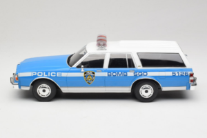 Chevrolet Caprice Estate Wagon NYPD MCG 1:18 MCG18477 Metaal — afbeelding 3 van 6