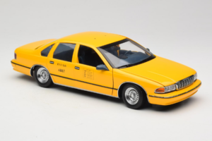 Chevrolet Caprice NYC Taxi UT Models 1:18 180142095-O1 Metaal — afbeelding 6 van 8
