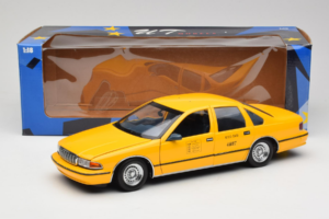 Chevrolet Caprice NYC Taxi UT Models 1:18 180142095-O1 Metaal — afbeelding 8 van 8