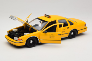 Chevrolet Caprice NYC Taxi UT Models 1:18 180142095 Metaal — afbeelding 2 van 8