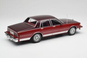 Chevrolet Caprice Rood Metallic MCG 1:18 MCG18361 Metaal — afbeelding 2 van 6