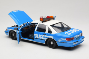 Chevrolet Caprice New York Politie UT Models 1:18 180142097 Metaal — afbeelding 7 van 8