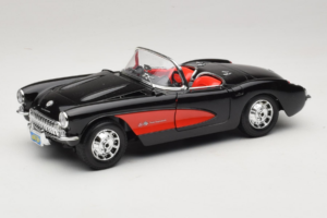 Chevrolet Corvette C1 Zwart & Rood Bburago 1:18 3034-M1 Metaal