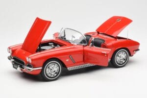 Chevrolet Corvette C1 Cabriolet Roman Rood AUTOart 1:18 71102 Metaal — afbeelding 2 van 8