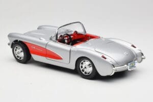 Chevrolet Corvette C1 Zilver Bburago 1:18 3034 Metaal — afbeelding 7 van 8