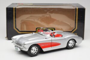 Chevrolet Corvette C1 Zilver & Rood Bburago 1:18 3024-M1 Metaal — afbeelding 8 van 8