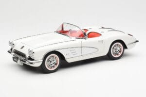 Chevrolet Corvette C1 Spider Hard Top Snowcrest Wit AUTOart 1:18 71147 Metaal