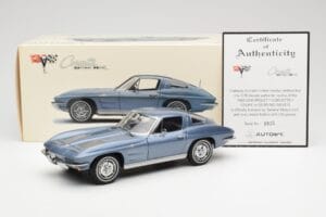 Chevrolet Corvette C2 Blauwgrijs Metallic AUTOart 1:18 71182 Metaal — afbeelding 8 van 8