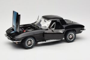 Chevrolet Corvette C2 Zwart American Muscle 1:18 AMM1099/06 Metaal — afbeelding 2 van 8