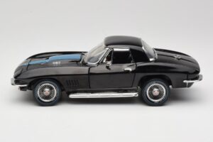 Chevrolet Corvette C2 Zwart American Muscle 1:18 AMM1099/06 Metaal — afbeelding 4 van 8