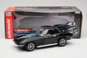 Chevrolet Corvette C2 Zwart American Muscle 1:18 AMM1099/06 Metaal — afbeelding 8 van 8