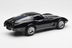 Chevrolet Corvette C3 Zwart UT Models 1:18 21071 Metaal — afbeelding 3 van 8