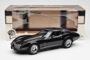 Chevrolet Corvette C3 Zwart UT Models 1:18 21071 Metaal — afbeelding 8 van 8