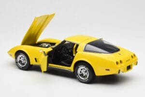 Chevrolet Corvette C3 Geel UT Models 1:18 21074 Metaal — afbeelding 5 van 8