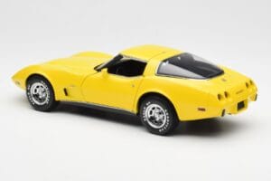 Chevrolet Corvette C3 Geel UT Models 1:18 21074 Metaal — afbeelding 7 van 8
