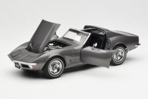 Chevrolet Corvette C3 Spider Laguna Grijs Metallic AUTOart 1:18 71173 Metaal — afbeelding 2 van 8