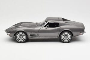 Chevrolet Corvette C3 Spider Laguna Grijs Metallic AUTOart 1:18 71173 Metaal — afbeelding 4 van 8