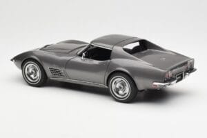 Chevrolet Corvette C3 Spider Laguna Grijs Metallic AUTOart 1:18 71173 Metaal — afbeelding 7 van 8