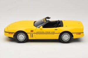 Chevrolet Corvette C4 Indianapolis 500 Pace Car Geel Greenlight 1:18 11801-06 Metaal — afbeelding 4 van 8