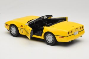 Chevrolet Corvette C4 Indianapolis 500 Pace Car Geel Greenlight 1:18 11801-06 Metaal — afbeelding 5 van 8