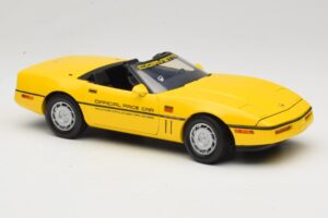 Chevrolet Corvette C4 Indianapolis 500 Pace Car Geel Greenlight 1:18 11801-06 Metaal — afbeelding 6 van 8