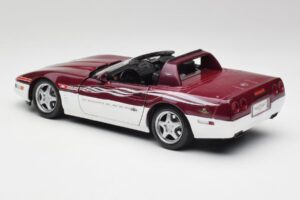 Chevrolet Corvette C4 Indy 500 Pace Car Maisto 1:18 56011 Metaal — afbeelding 7 van 8