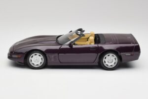 Chevrolet Corvette C4 LT4 Cabriolet Paars Metallic Maisto 1:18 50277 Metaal — afbeelding 4 van 8