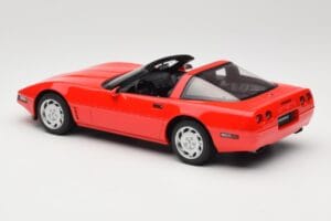 Chevrolet Corvette C4 Torch Red GT Spirit 1:18 GT537 Hars — afbeelding 5 van 6