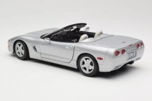 Chevrolet Corvette C5 Cabriolet Zilver Maisto 1:18 50317 Metaal — afbeelding 7 van 8