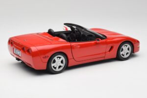Chevrolet Corvette C5 Cabriolet Torch Rood Maisto 1:18 50318 Metaal — afbeelding 3 van 8