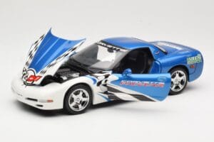 Chevrolet Corvette C5 Pace Car Rolex 24 at Daytona 1999 UT Models 1:18 39944 Metaal — afbeelding 2 van 8