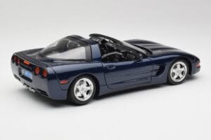 Chevrolet Corvette C5 Nassau Blauw Bburago 1:18 30166 Metaal — afbeelding 3 van 8