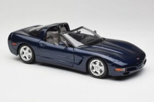 Chevrolet Corvette C5 Nassau Blauw Bburago 1:18 30166 Metaal — afbeelding 6 van 8