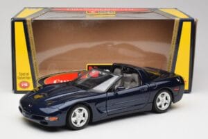 Chevrolet Corvette C5 Nassau Blauw Bburago 1:18 30166 Metaal — afbeelding 8 van 8