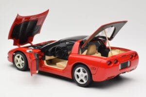 Chevrolet Corvette C5 Targa Rood UT Models 1:18 21001 Metaal — afbeelding 5 van 8