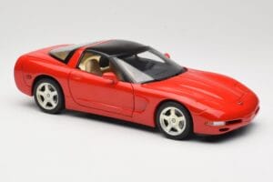 Chevrolet Corvette C5 Targa Rood UT Models 1:18 21001 Metaal — afbeelding 6 van 8