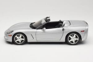 Chevrolet Corvette C6 Cabriolet Zilver Hot Wheels 1:18 B6052 Metaal — afbeelding 4 van 8