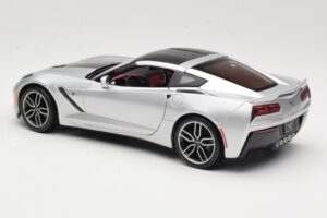 Chevrolet Corvette C7 Zilver Maisto 1:18 38132 Metaal — afbeelding 7 van 8