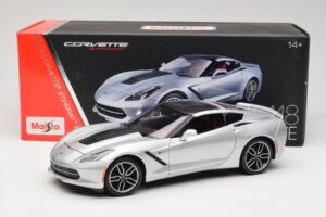 Chevrolet Corvette C7 Zilver Maisto 1:18 38132 Metaal — afbeelding 8 van 8