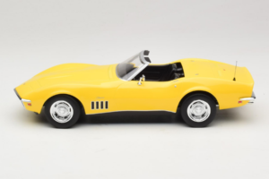 Chevrolet Corvette C3 Cabriolet Daytona Yellow Norev 1:18 189039 Metaal — afbeelding 3 van 6