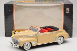 Chevrolet Deluxe Cabriolet Beige Eagle Collectibles 1:18 3022518 Metaal — afbeelding 8 van 8