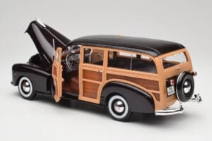 Chevrolet Fleetmaster Woody Zwart & Wood Panels Maisto 1:18 43697545B Metaal — afbeelding 5 van 8
