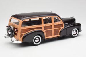 Chevrolet Fleetmaster Woody Bruin Maisto 1:18 36854 Metaal — afbeelding 3 van 8